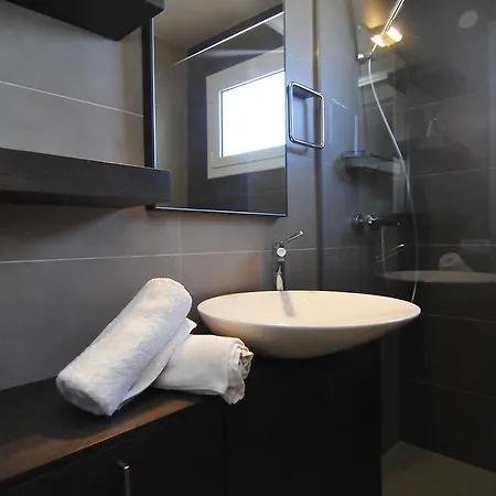Homeholidaysrentals I Апартаменти