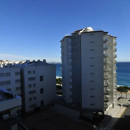 Homeholidaysrentals I *