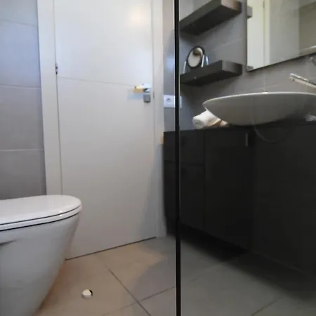 Homeholidaysrentals I Апартаменти *