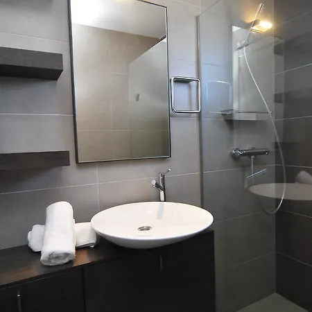 Homeholidaysrentals I